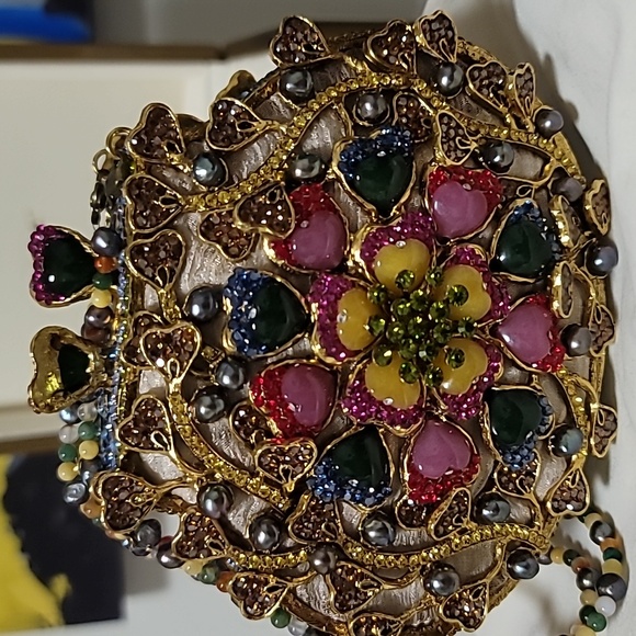 EDIDI 💯 AUTHENTHIC VINTAGE EVENING BAG MULTI COLOR CRYSTALS PRE-OWNED NWT - Picture 3 of 16